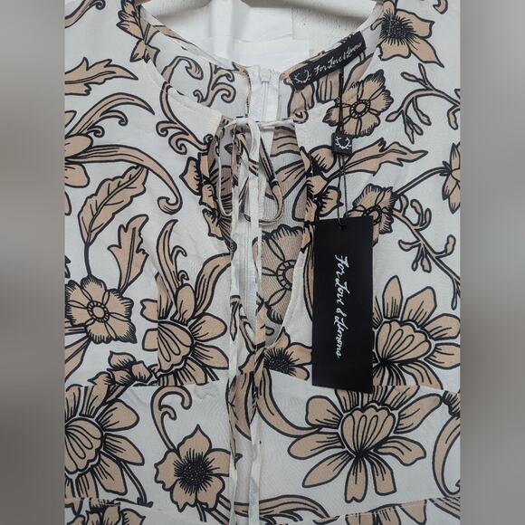 New nwt for love & lemons floral dress plunging neck printed bell sleeve - Picture 2 of 5